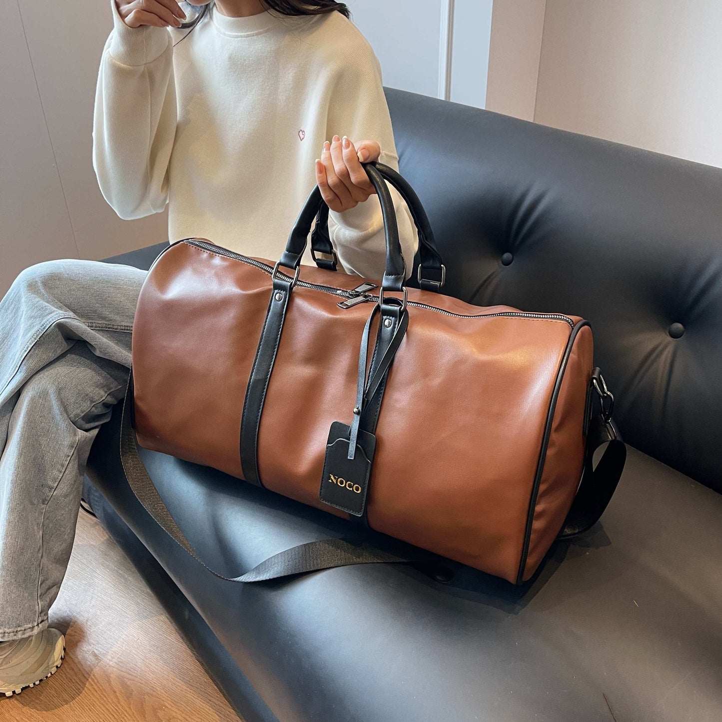 Stylish Retro Travel Bag - Versatile for Business & Fitness